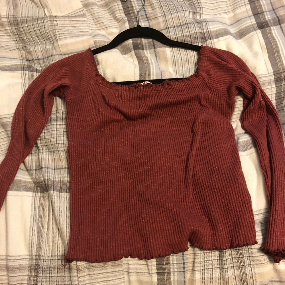 Long sleeve crop